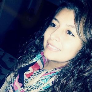 Meet your Posher, Deisy